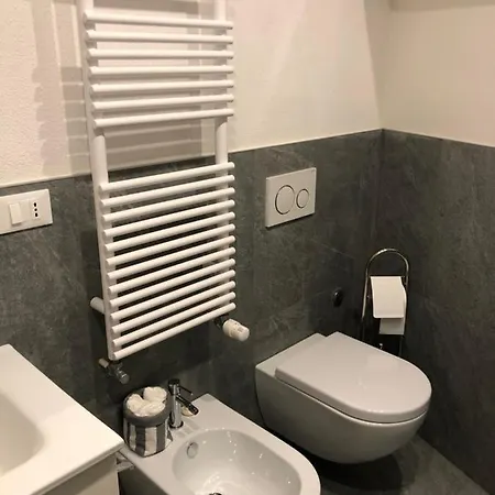 Petite Maison A 50 Passi Dalla Funivia !!! Курмайор