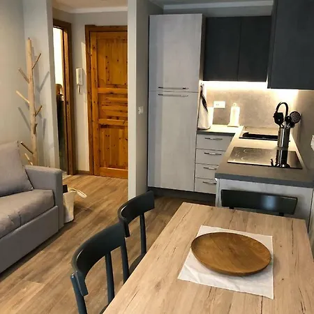 Apartment Petite Maison A 50 Passi Dalla Funivia !!! *