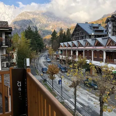 Petite Maison A 50 Passi Dalla Funivia !!! アパート